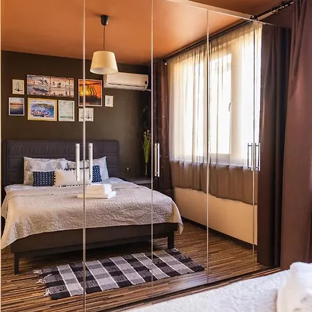 Lunapart Apartment