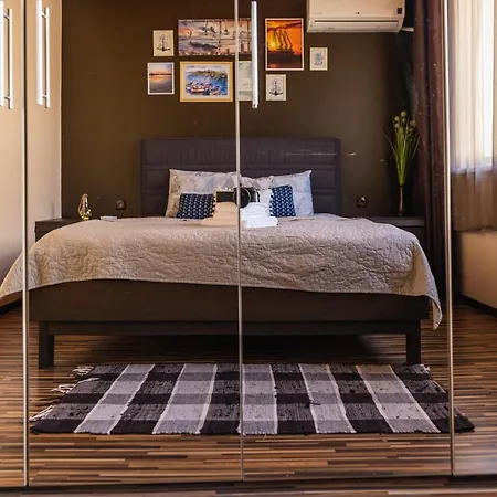 Lunapart Apartment Warna